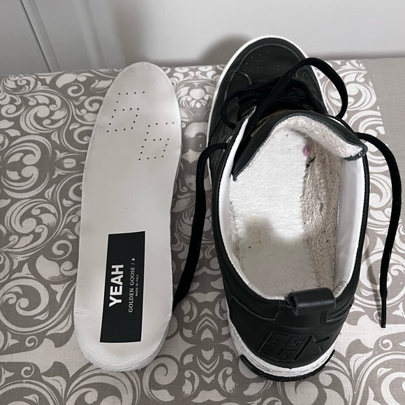 Golden Goose Black Leather YEAH Sneakers with White Trim - Picture 8 of 12